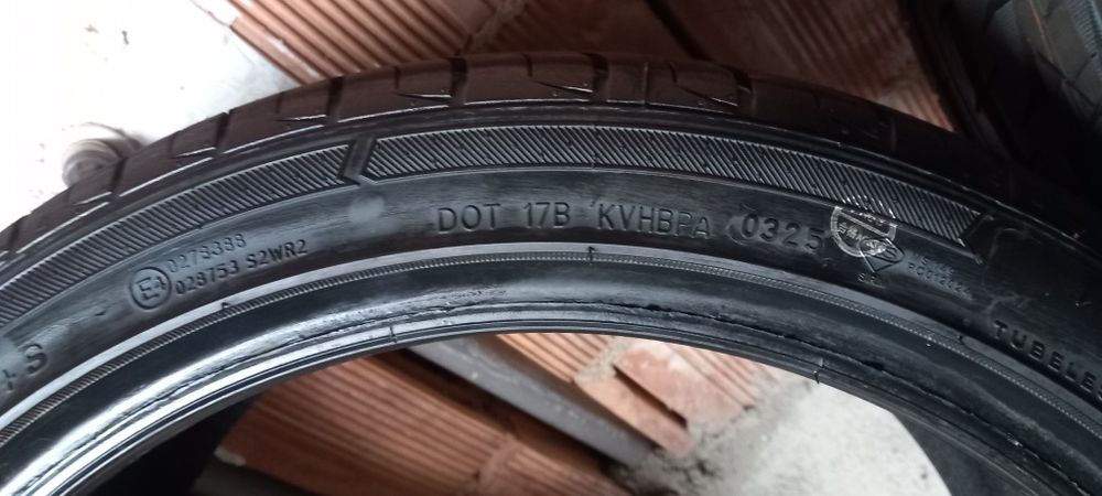 Cauciucuri 225 40 r18 M+S