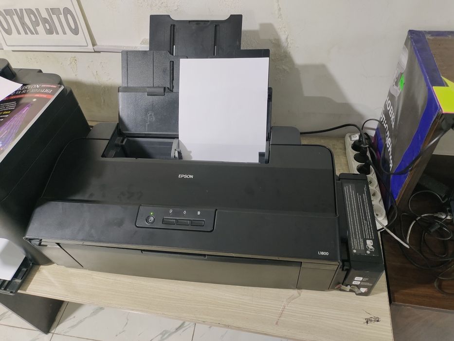 Epson 1800 holati zòr 3 oydan beri ishlatilmayapti