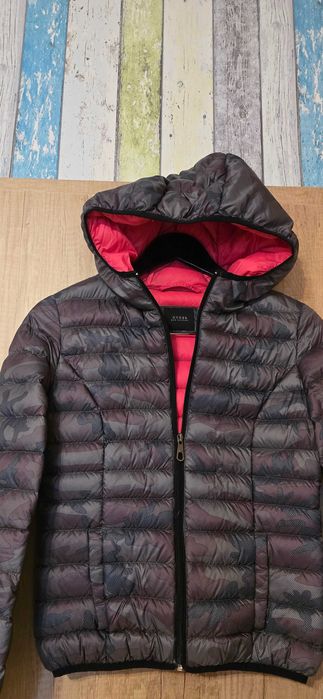 Guess S-дамско яке пълнеж пух