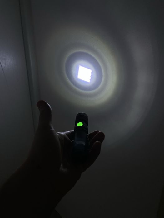 Lanterna de buzunar reincarcabila cu acumulator 18650 micro usb