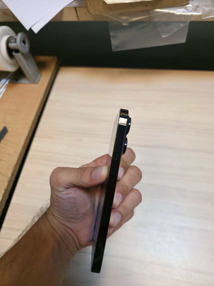 Iphone 14 pro (128gb) + кейс