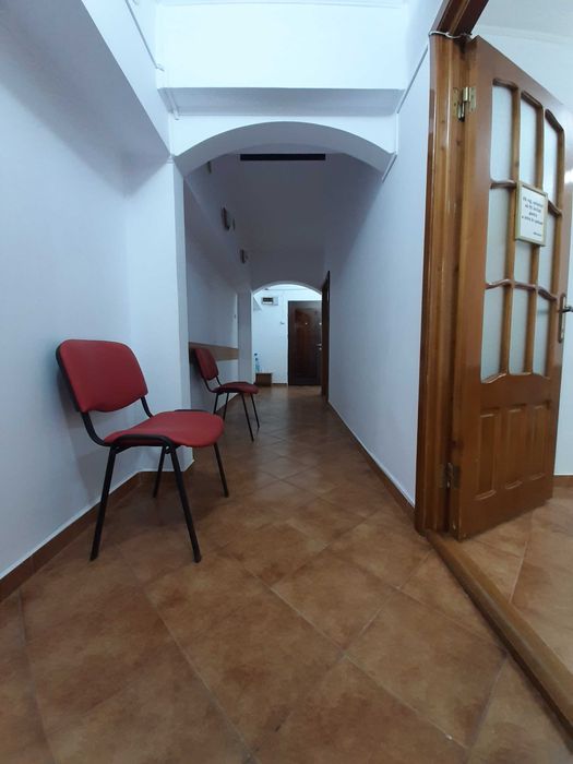 Spatiu ultracentral ptr birou/cabinet/salon/atelier