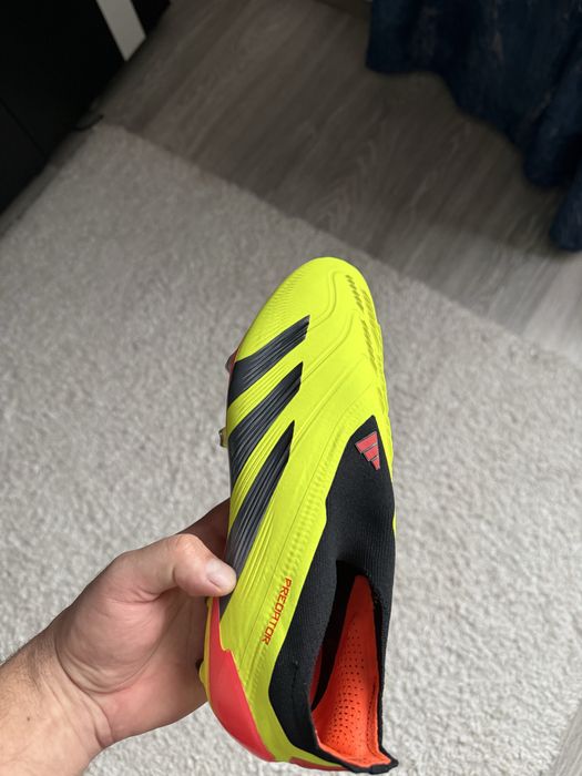 Adidas predator laceless