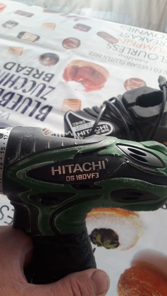 Autofileanta Hitachi