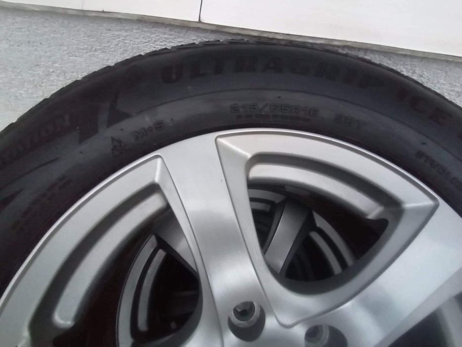 Jante aliaj BM Racing R16  5x112 cu anvelope de Iarna