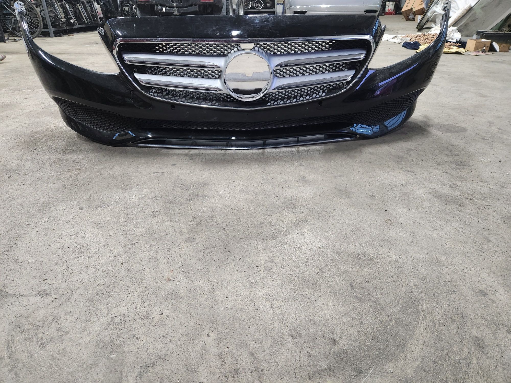 Предна броня за Mercedes W213