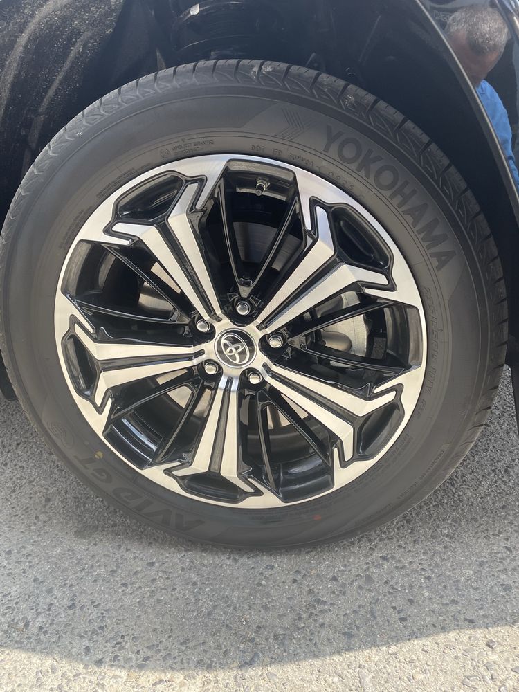 Джанти със зимни гуми TOYOTA RAV 4