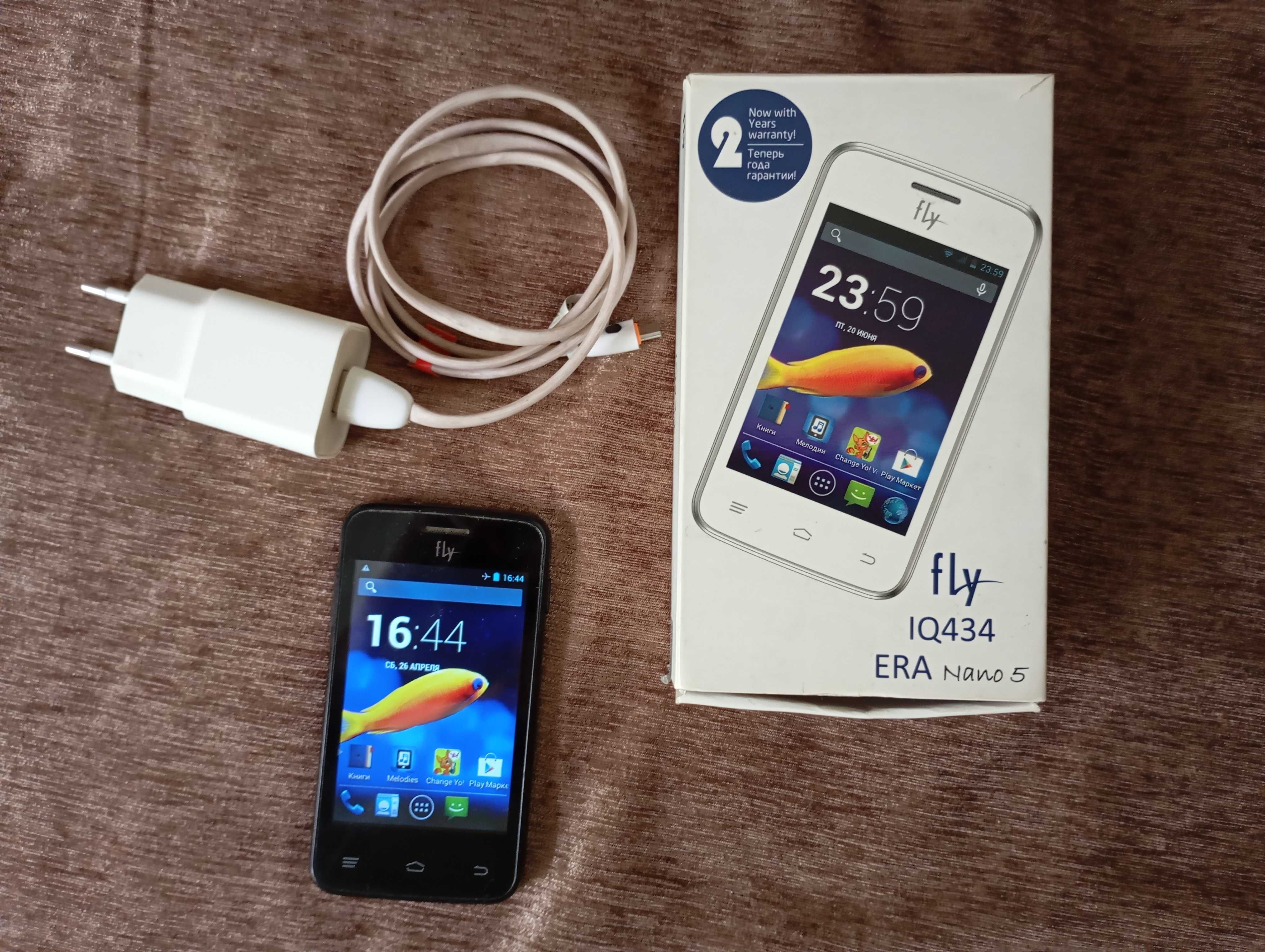 Телефон Fly IQ434 Era Nano 5