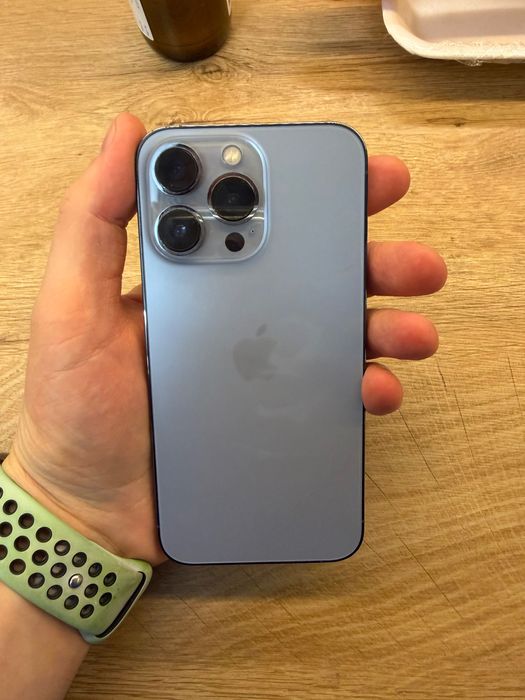 IPhone 13 Pro перфектен