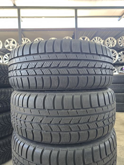 4 Броя 225/50/17 Nexen 2x8,5mm 2x7,5mm