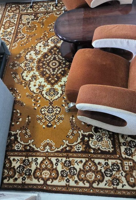 Палас в отличном состоянии (3х2)