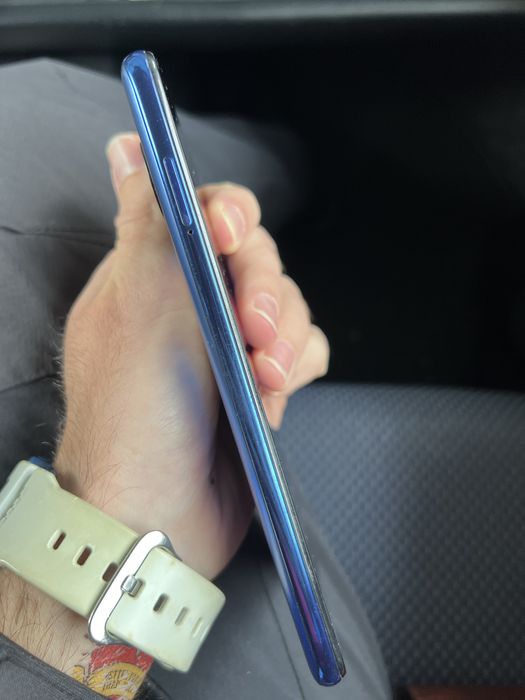 100% батерия, като нов Poco X3 Pro с Рам 13GB