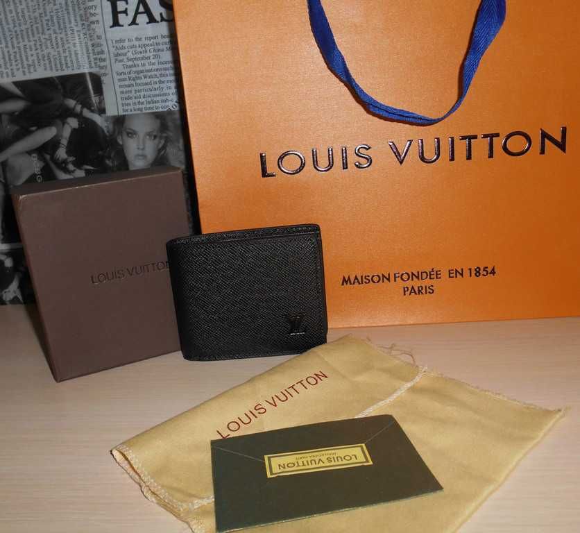 Portofel pentru bărbați Louis Vuitton 012231