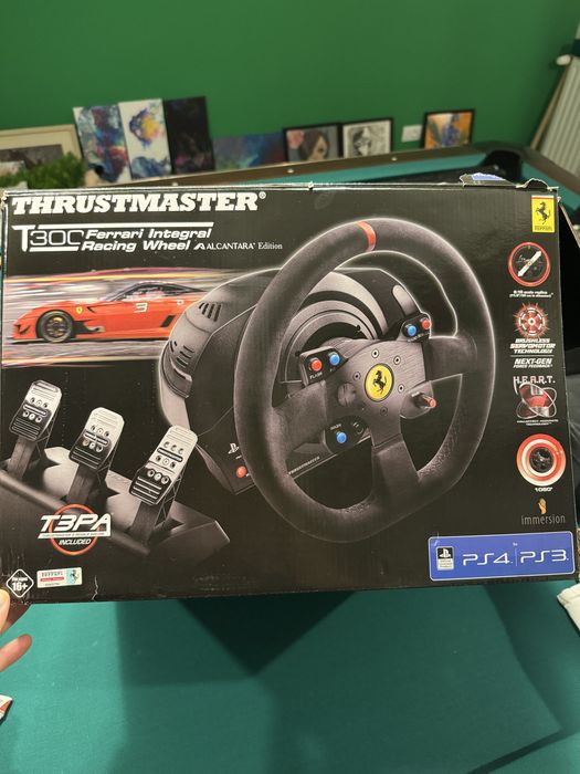 Thrustmaster T300 Ferrari alcantar | F1 Wheel Add-on | Pedale T3PA PRO