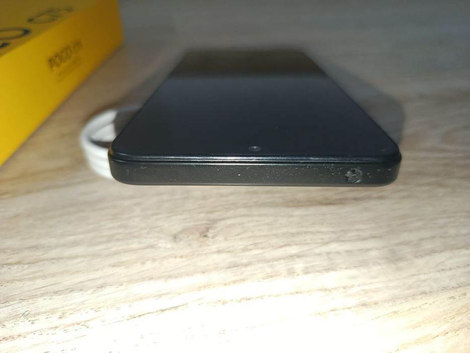 смартфон Xiaomi Poco c75