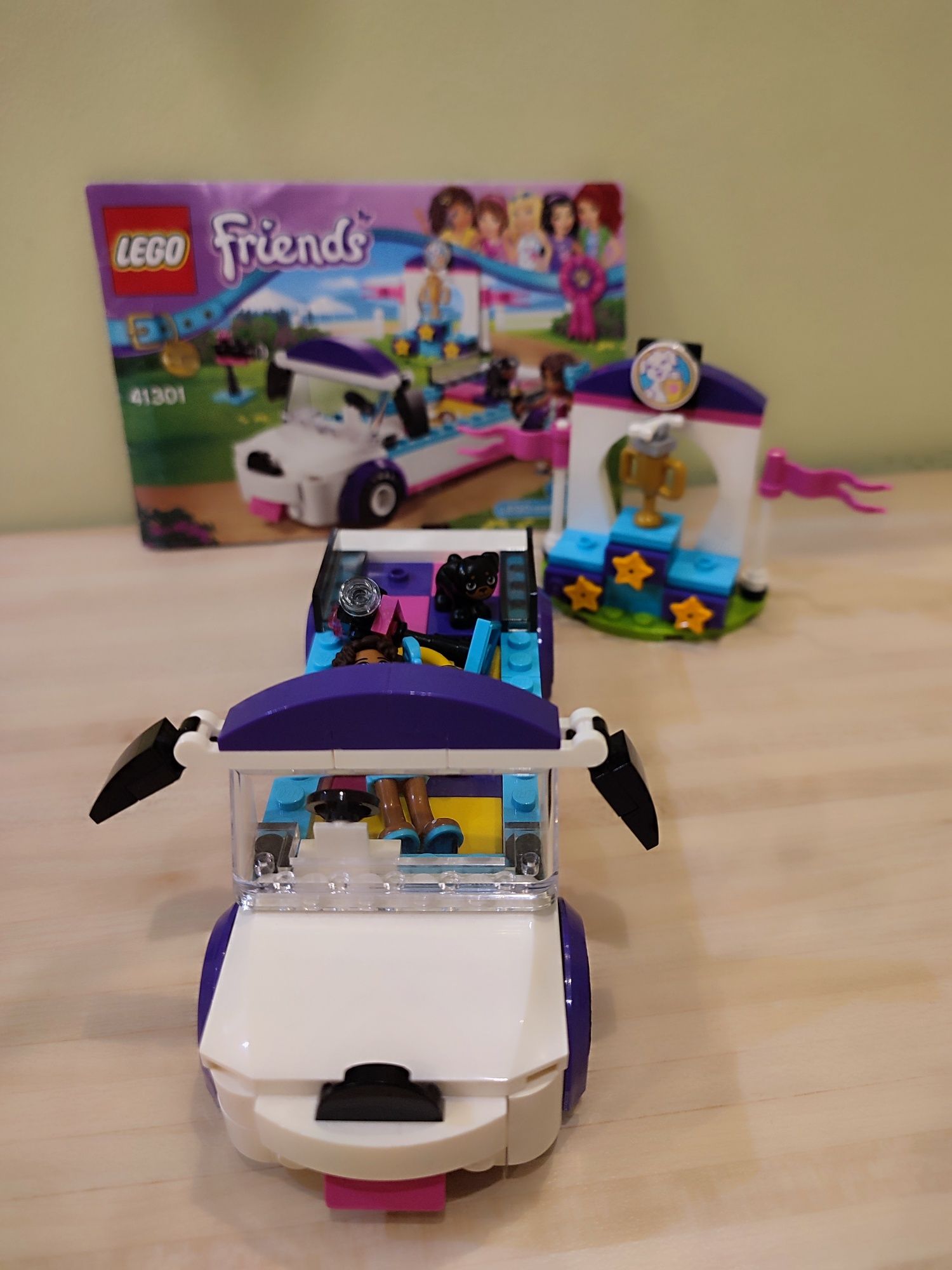 Lego Friends 41301 Parada cățelușilor
