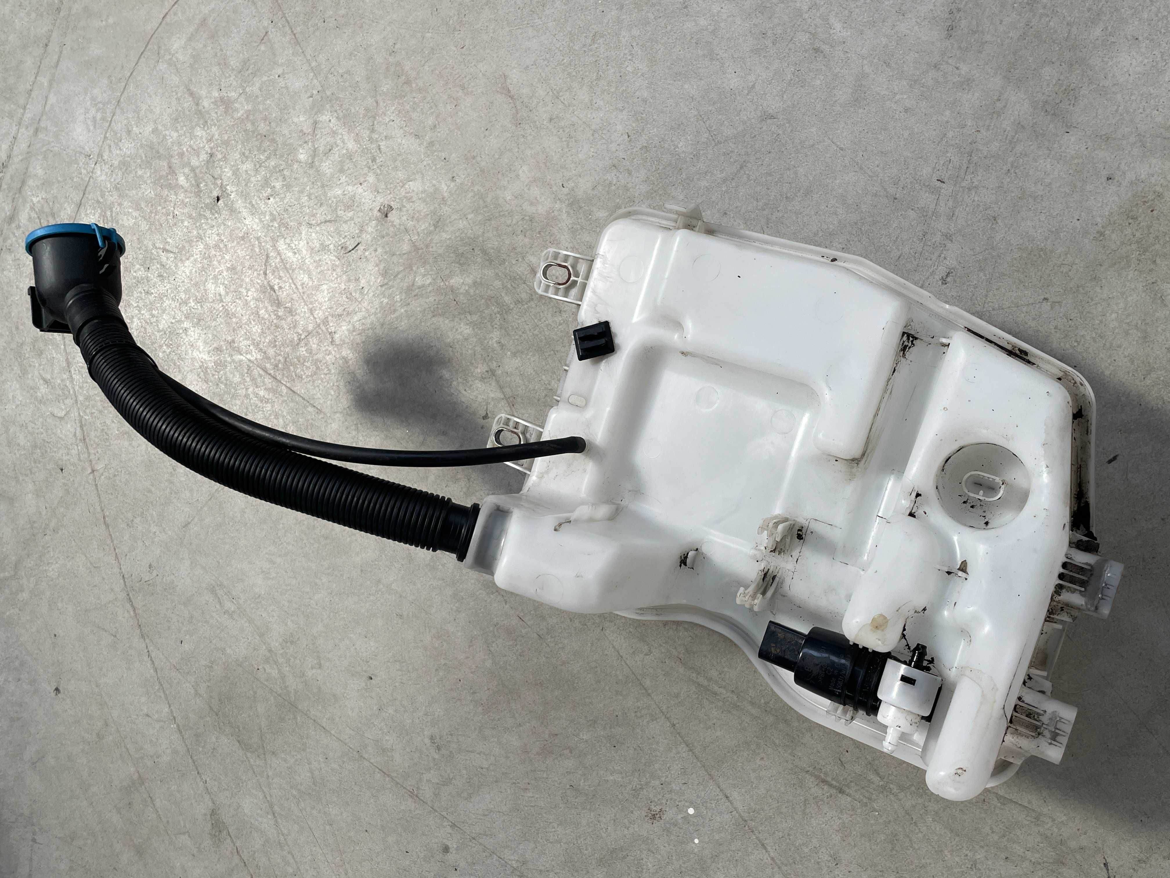 Vas lichid parbriz Bmw seria 2 F45/F46 cod 7369649