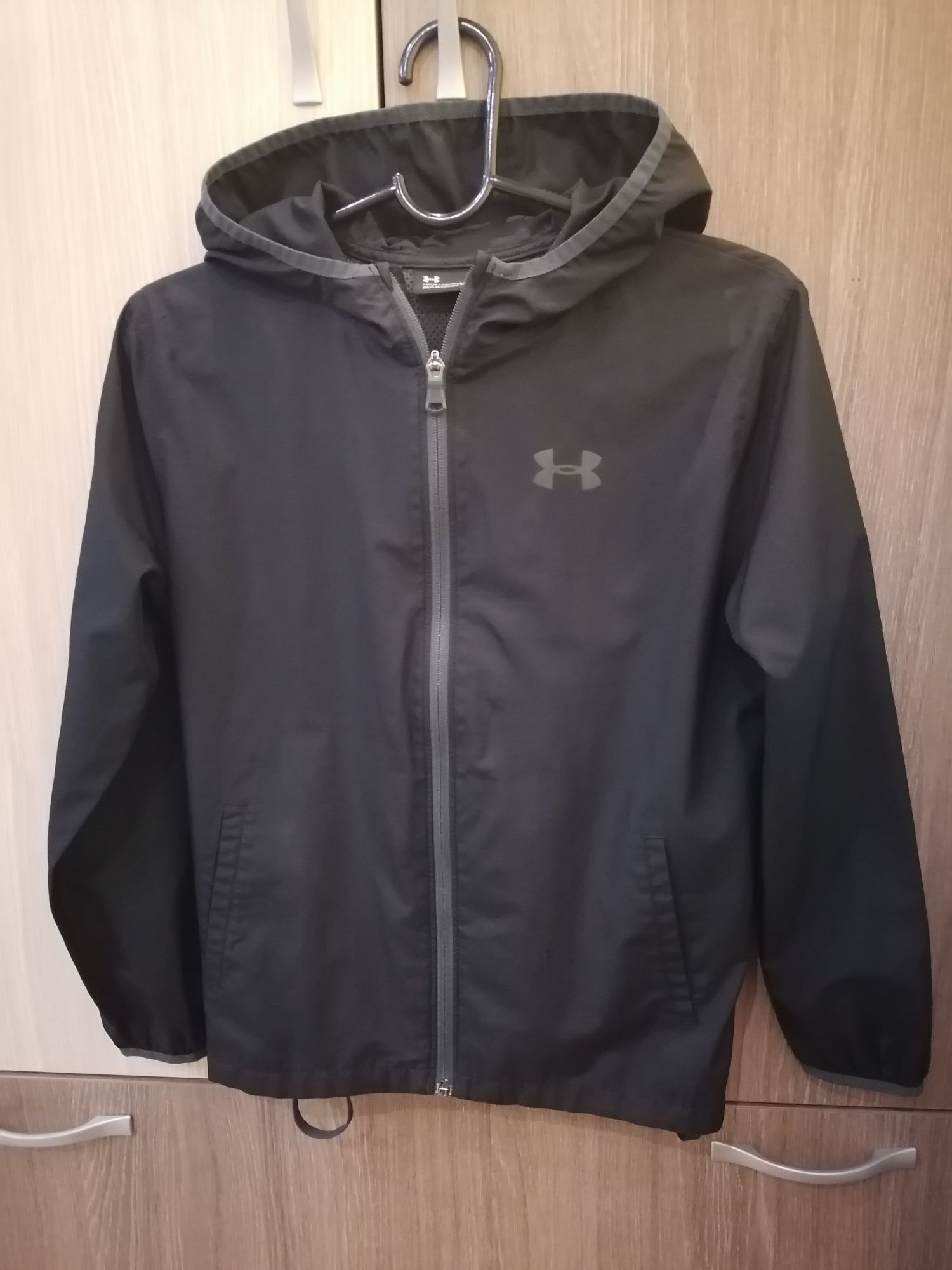 Есенно детско яке на UNDER ARMOUR