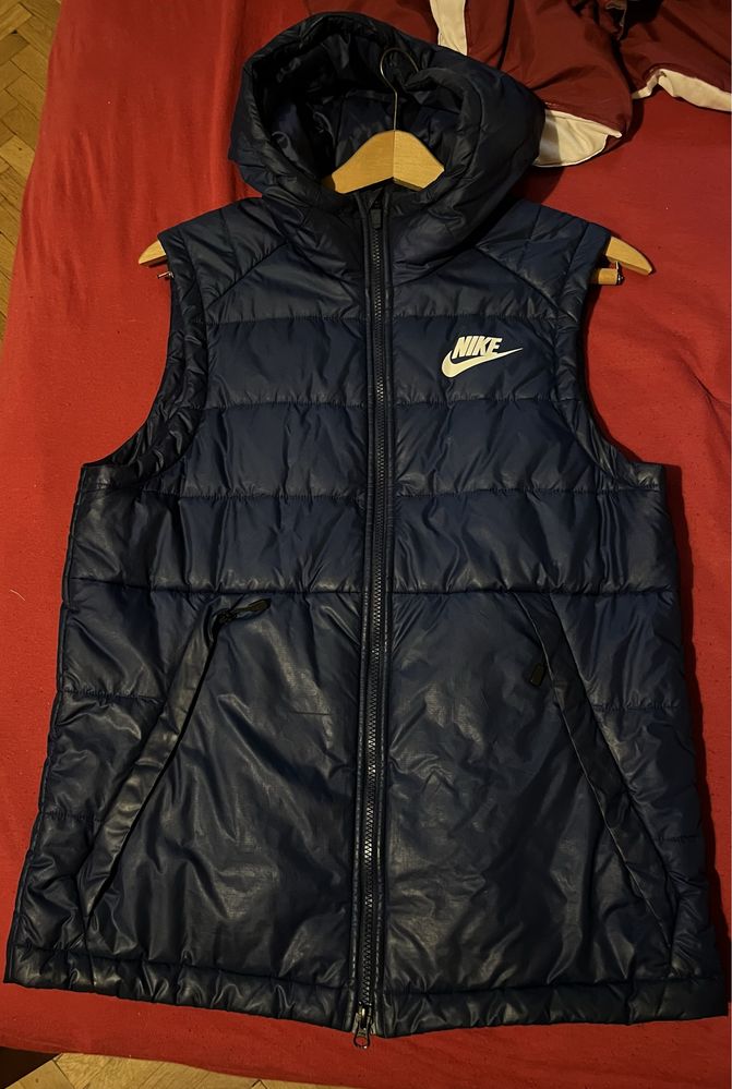 Елек Nike.