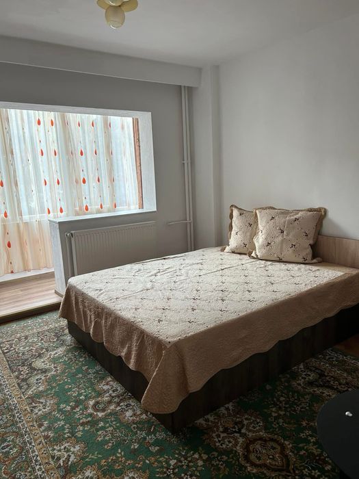 Inchiriez apartament cu 2 camere in Deva