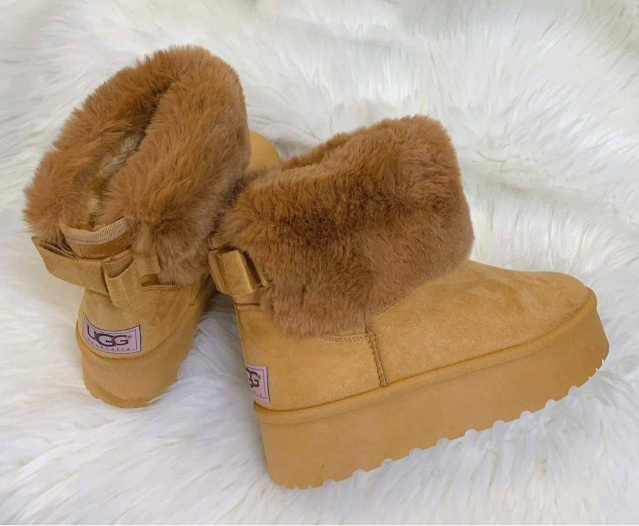 Ugg-uri model nou