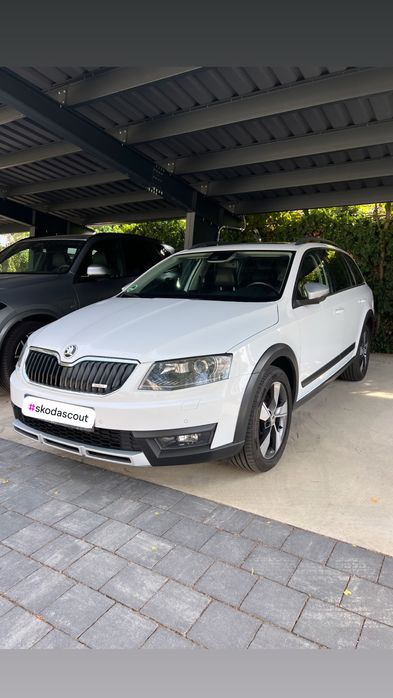Skoda Octavia Scout 2.0 TDI 4x4 DSG 184 cp Euro 6