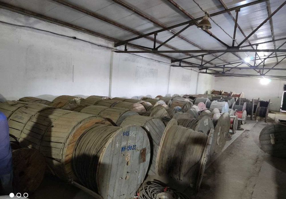 Электрические кабели и провода