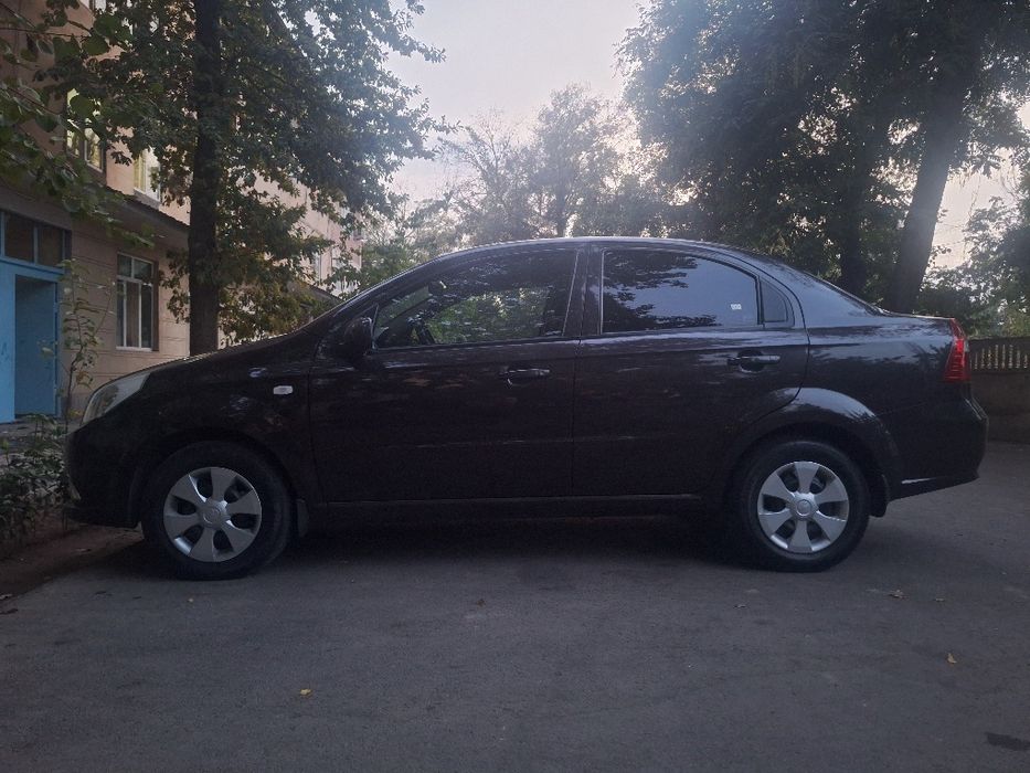 Nex 3 sotiladi holati  zor akumlatir yengi 4 ta balon mejegar 908