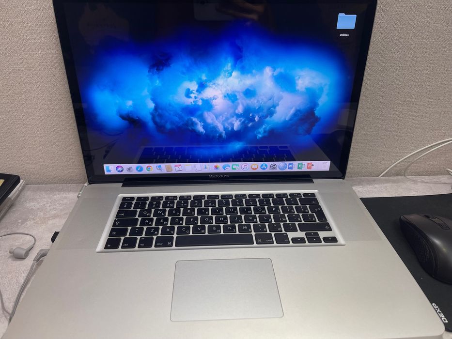 Macbook pro 2010, 17 inch