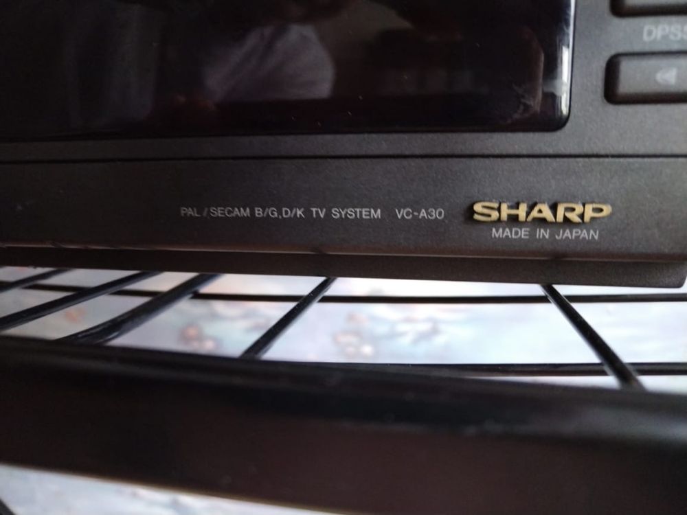 Видеомагнитофон Sharp