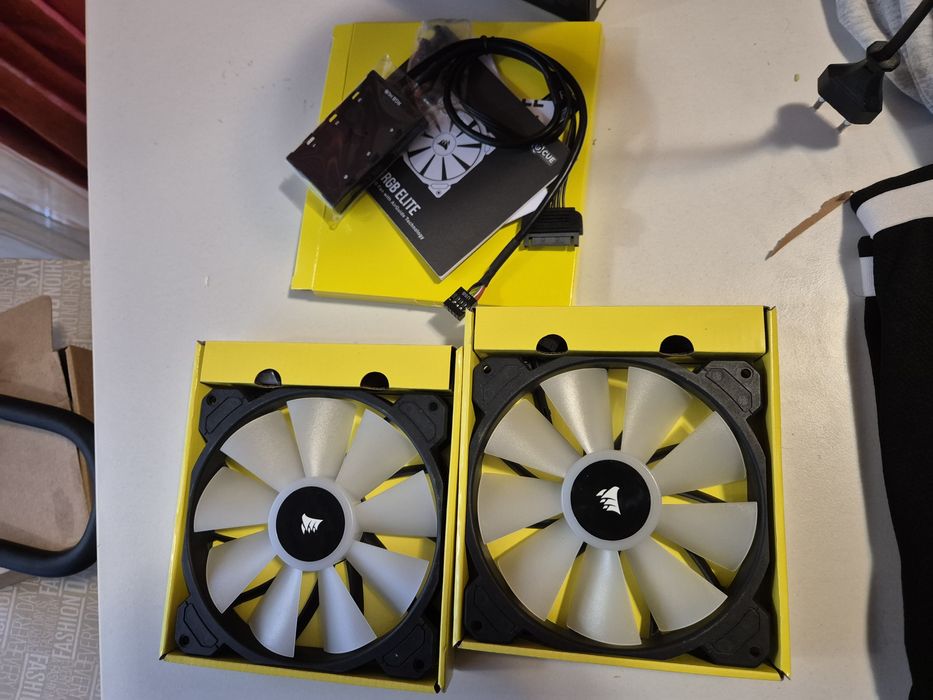 Kit Corsair 2x140mm fan/cooler SP140 Elite garantie emag