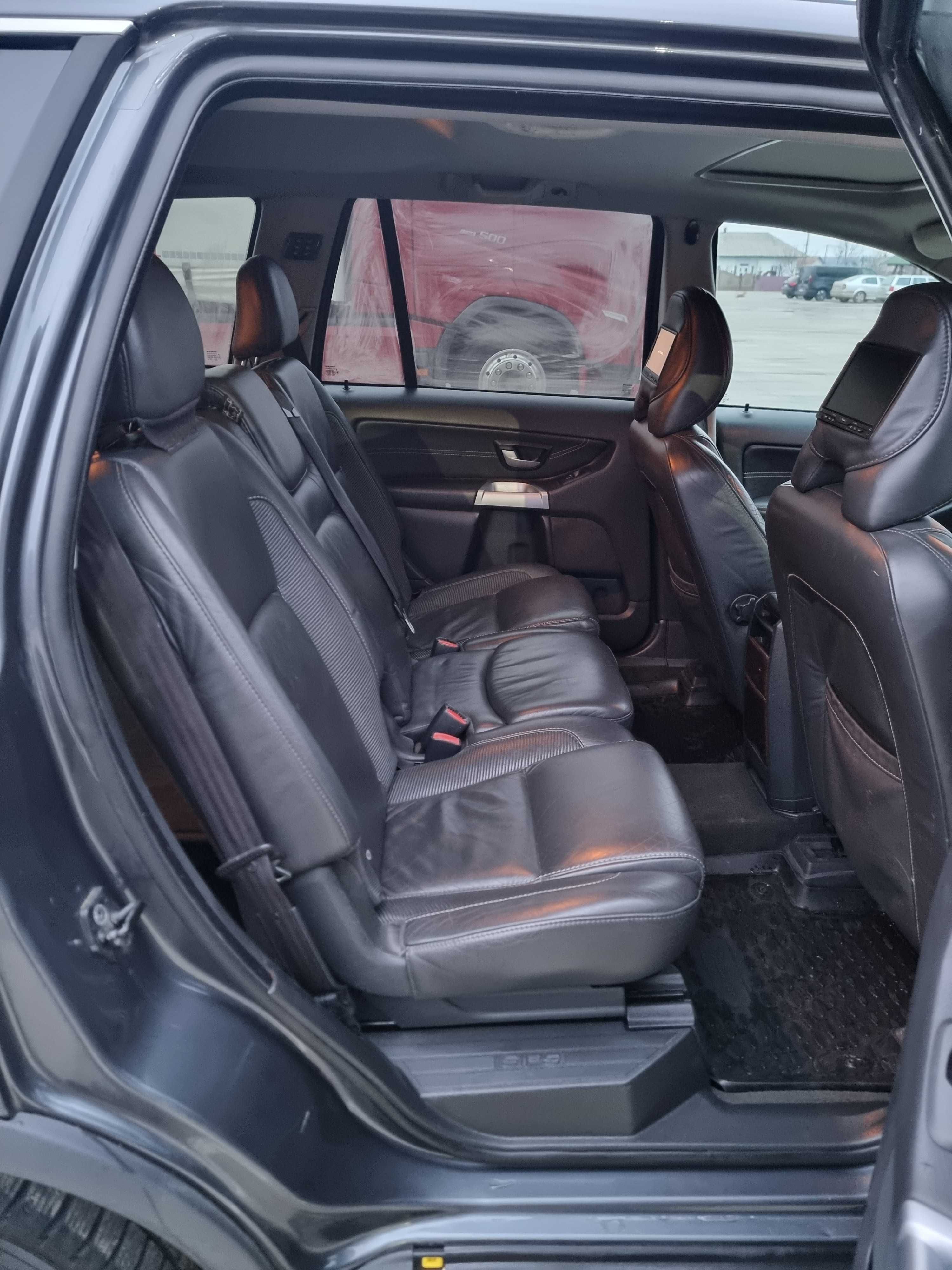 Volvo Xc90 D5 Awd 7 Locuri 2006 Xenon / Piele / Navigatie / Trapa