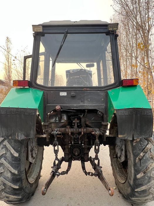 Belarus 80 traktor zavodi