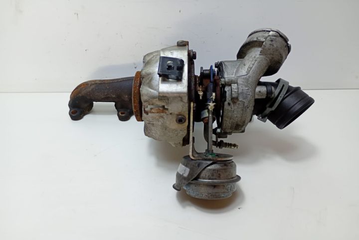 Turbina turbosuflanta 2.0 TDI 03G253010 Seat Altea prima generatie se