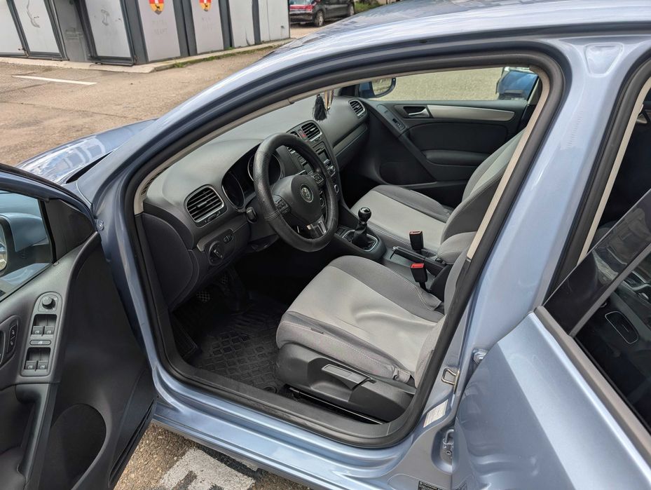 Golf 6, 1.2 TSI, 210 000 km(ușor în creștere) unic proprietar