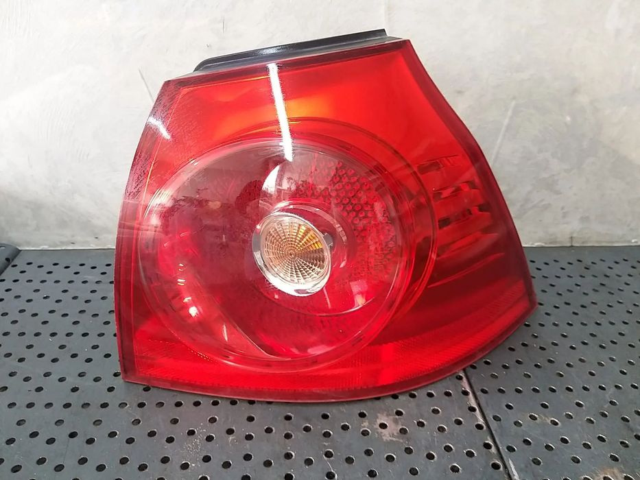 Stop tripla lampa dreapta aripa vw golf 5 1k 1k6945096ac