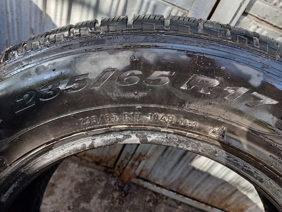 4 броя гуми Пирели Скорпион 235/65/17