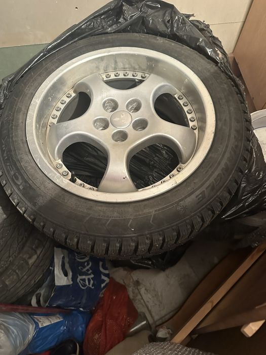 215/55/17 диски с резиной шипованной срочно продам