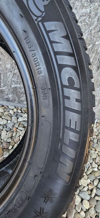 Anvelopa Michelin 205/65 R15 94T Alpin5 195/60 R16 89H