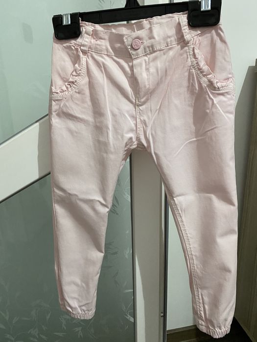 Compleu  roz pentru fetite