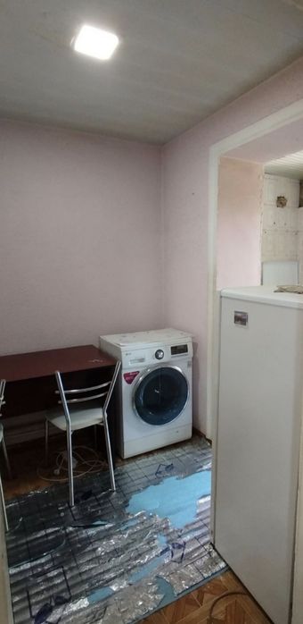 Срочно продам 2/4/4 квартиру метро новза Чиланзар 5