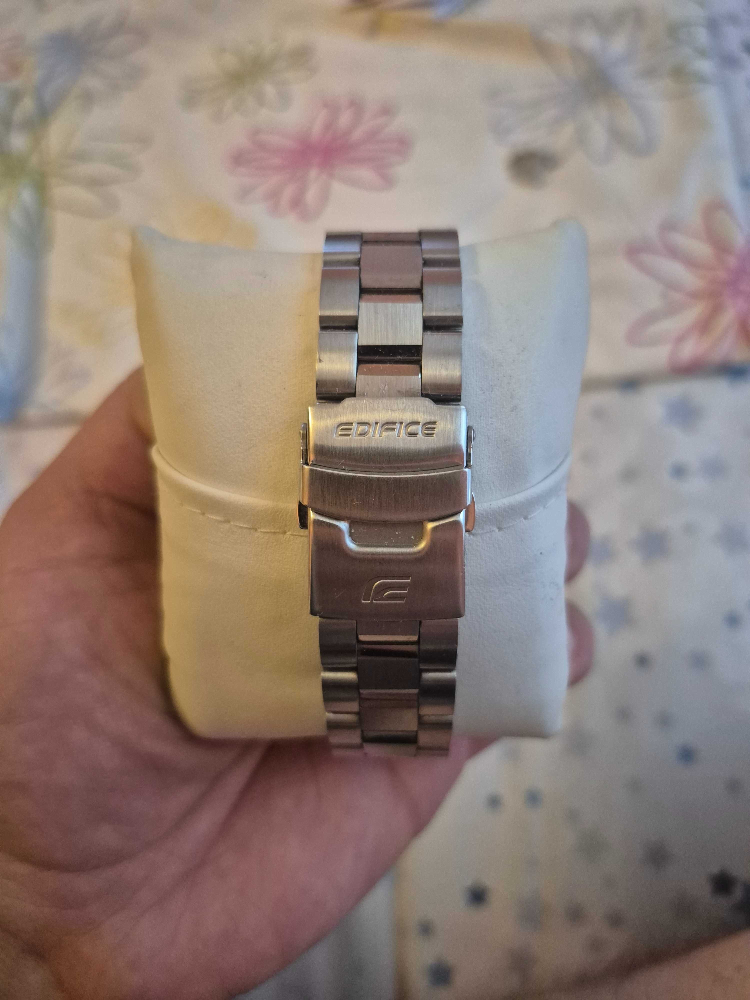 CASIO EDIFICE с гаранция