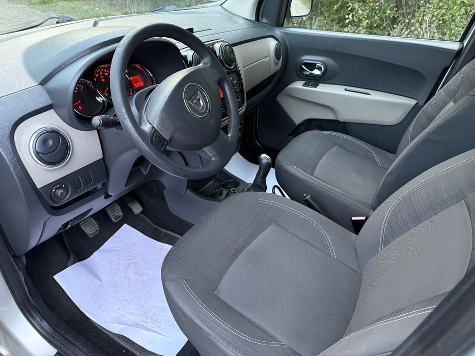 Dacia Lodgy Dacia Lodgy 1.5 DCI 2013