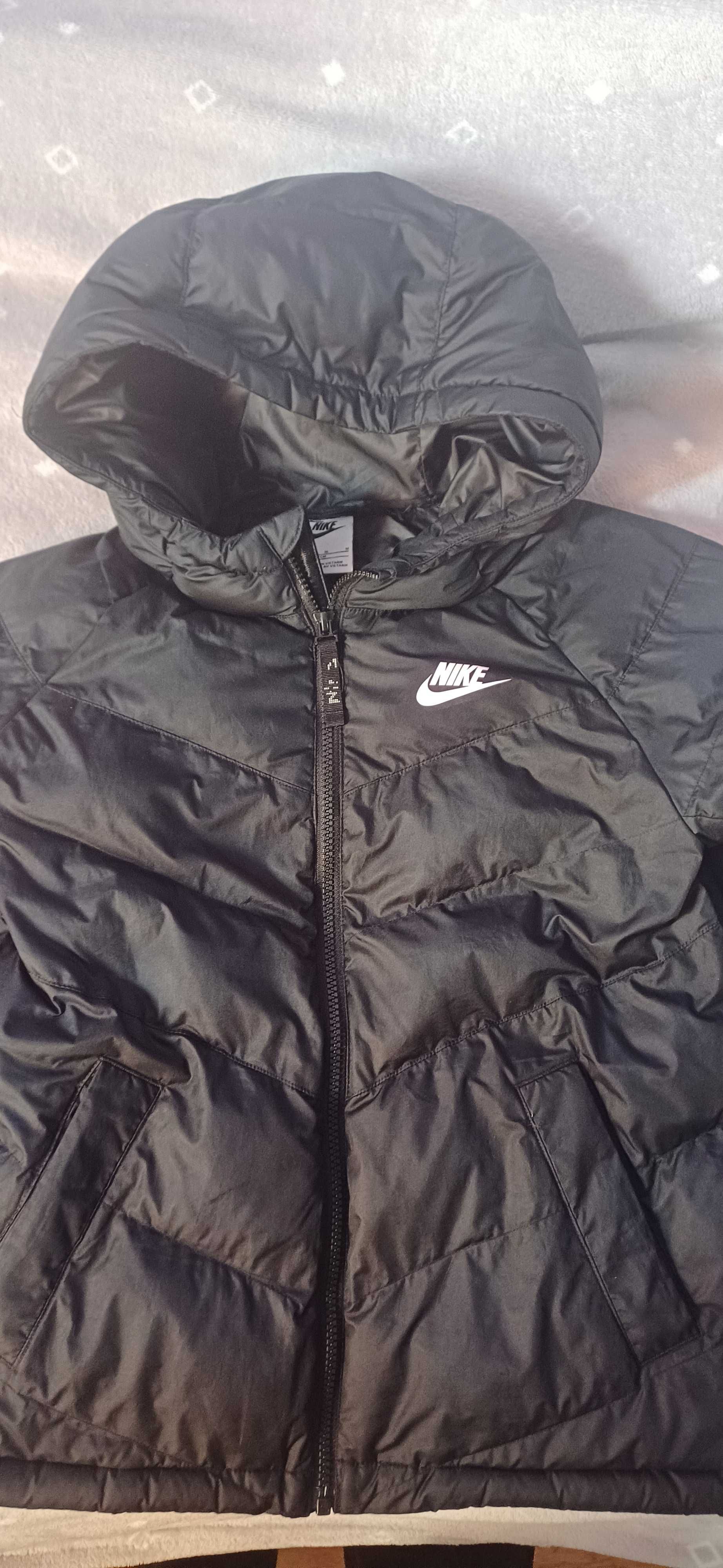 Яке Nike 10-12г."M" размер