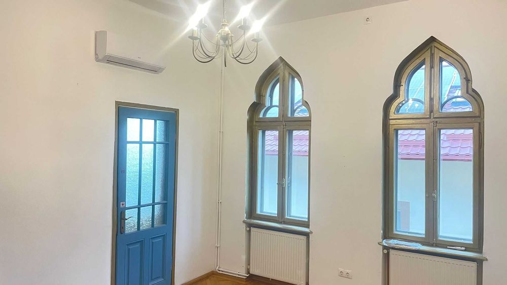 Inchiriez spatiu comercial ultracentral