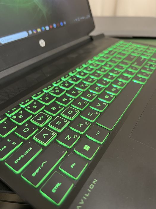 Лаптоп HP Pavilion 15