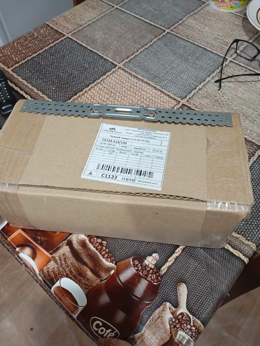 Продам подвесы для профиля