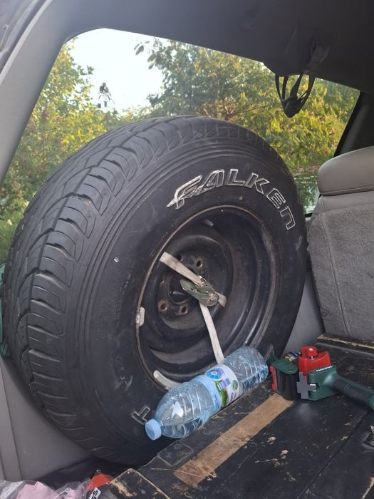 31 10.5 15 гуми с джанти 6×139.7 5 бр комплект M+S