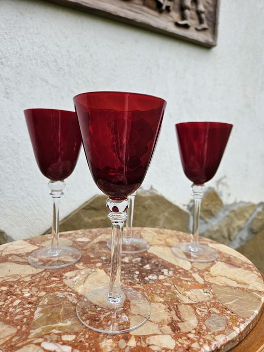 Сет 4 броя чаши за вино