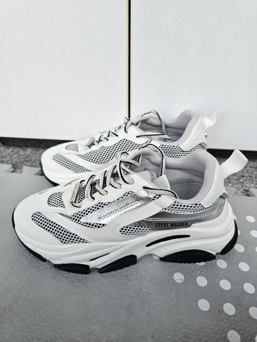 Adidasi Steve Madden marimea 41